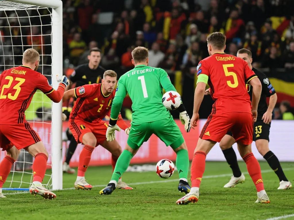 比利时门前“纸糊”之谜：谁来为防线买单？